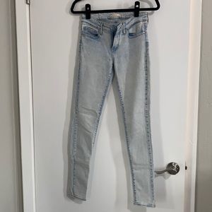 Levis jeans. Light wash 711 skinny.